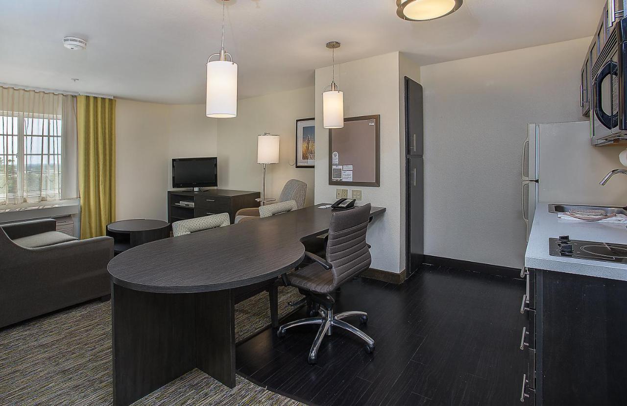 Candlewood Suites Louisville Airport By Ihg Екстер'єр фото