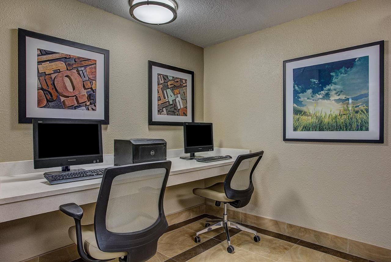 Candlewood Suites Louisville Airport By Ihg Екстер'єр фото